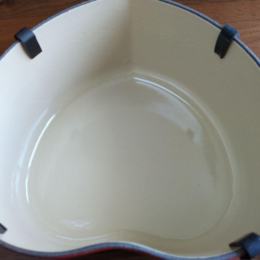 ル・クルーゼ　ハート型　赤　鍋