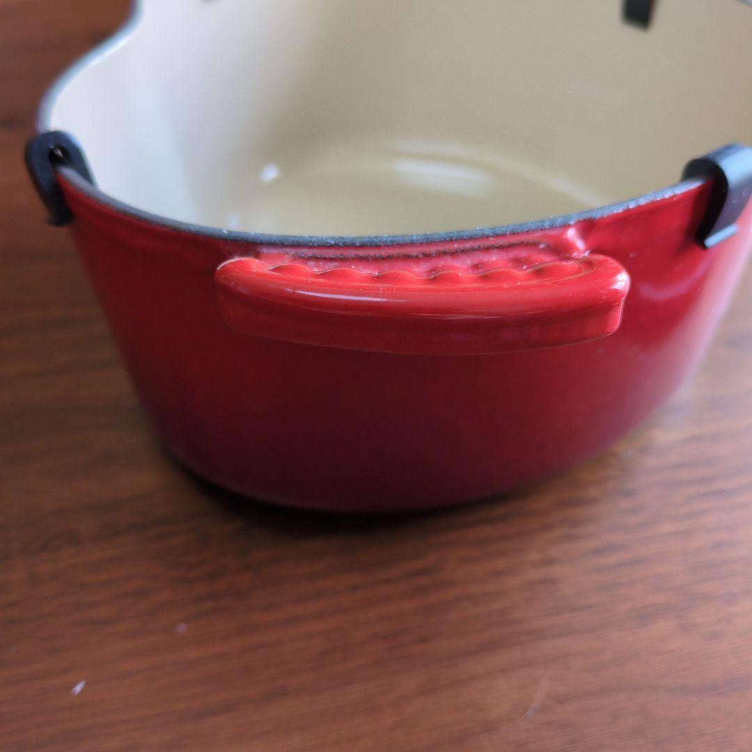 ル・クルーゼ　ハート型　赤　鍋