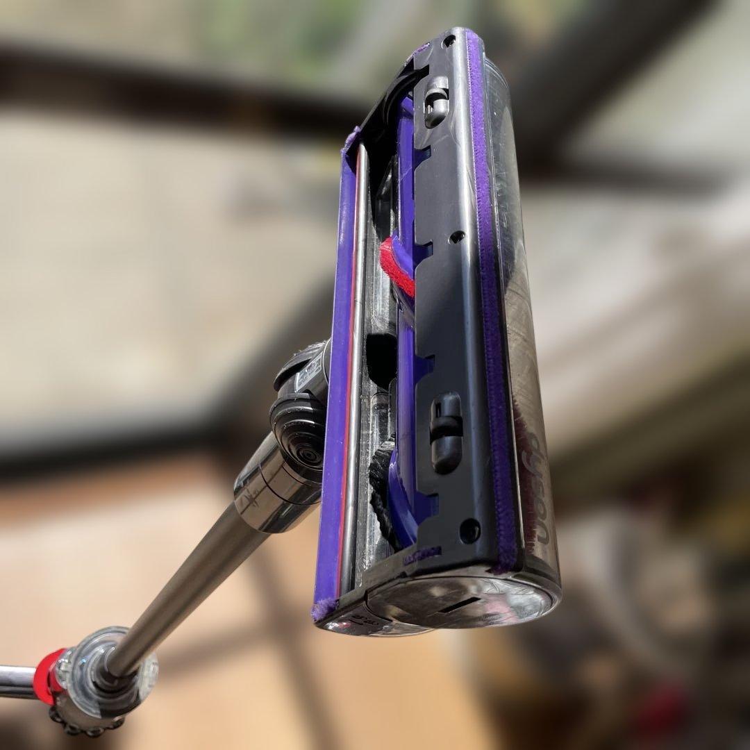 Dyson V10スティッククリーナー本体 各種アタッチメント付き