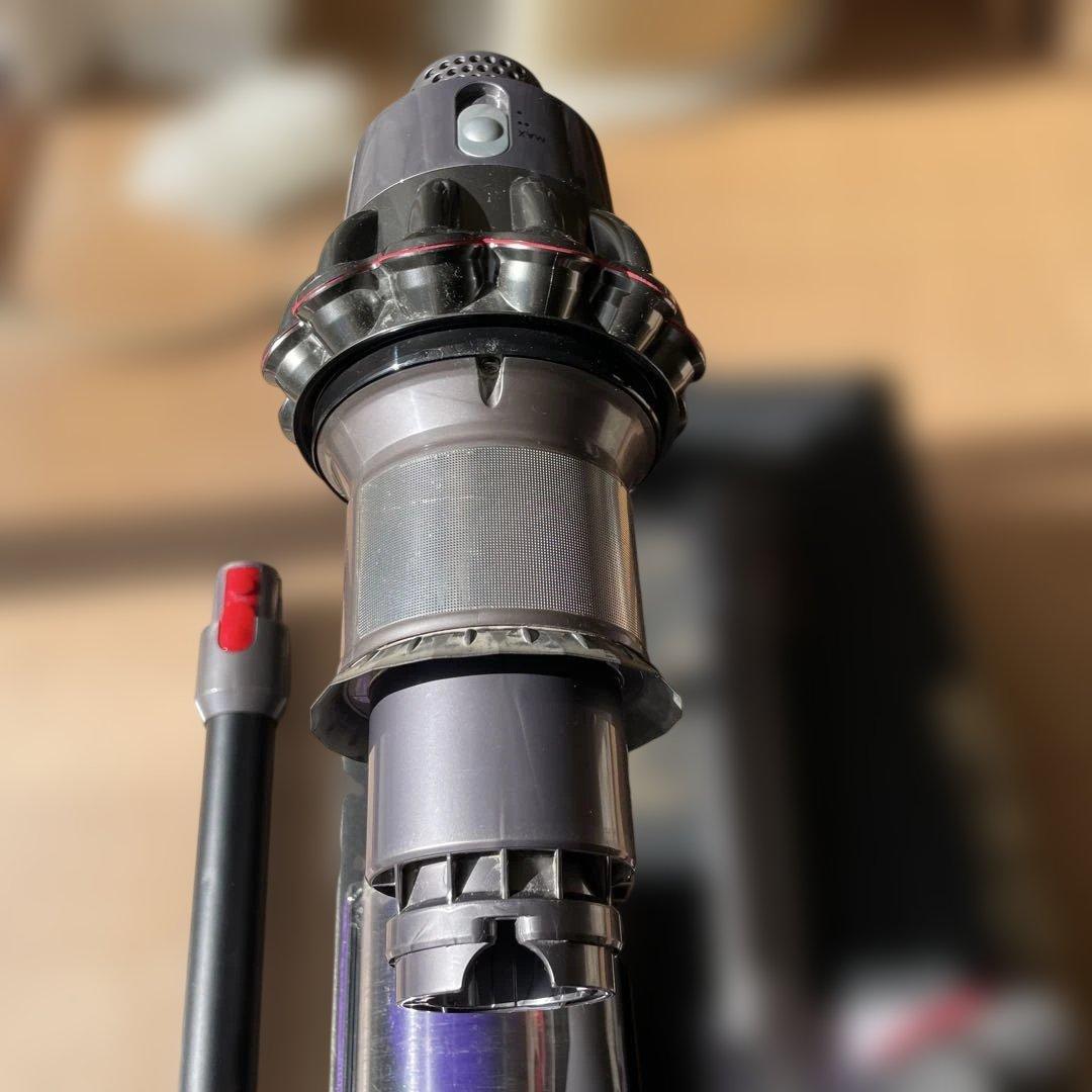 Dyson V10スティッククリーナー本体 各種アタッチメント付き