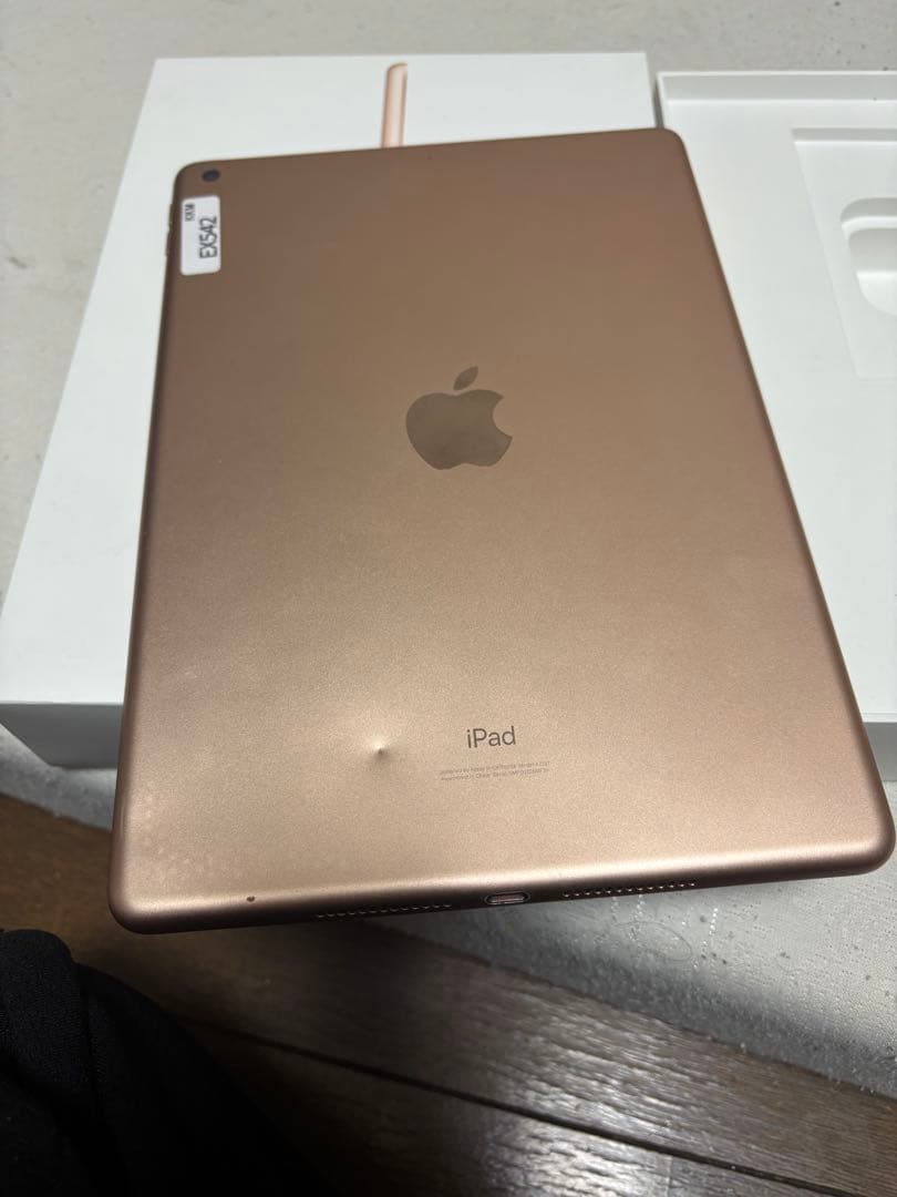 Apple iPad (第7世代) 128GB ゴールド