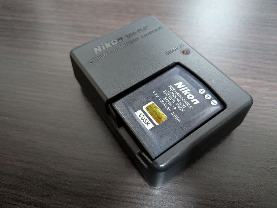 Nikon COOLPIX A1000 シルバー ニコン デジカメ 美品