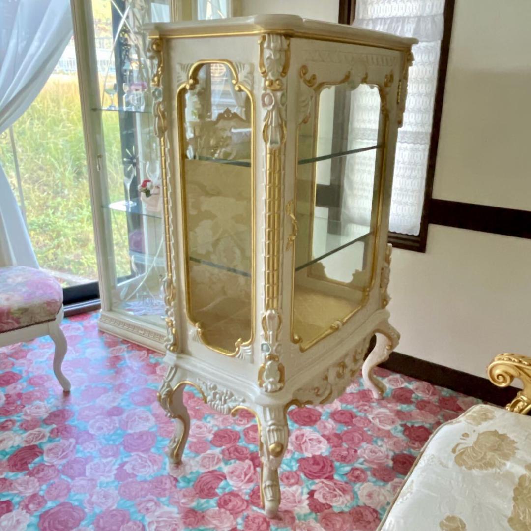 n3132r115 イタリア製 1ドアガラスキャビネット 繊細で美しい飾り棚