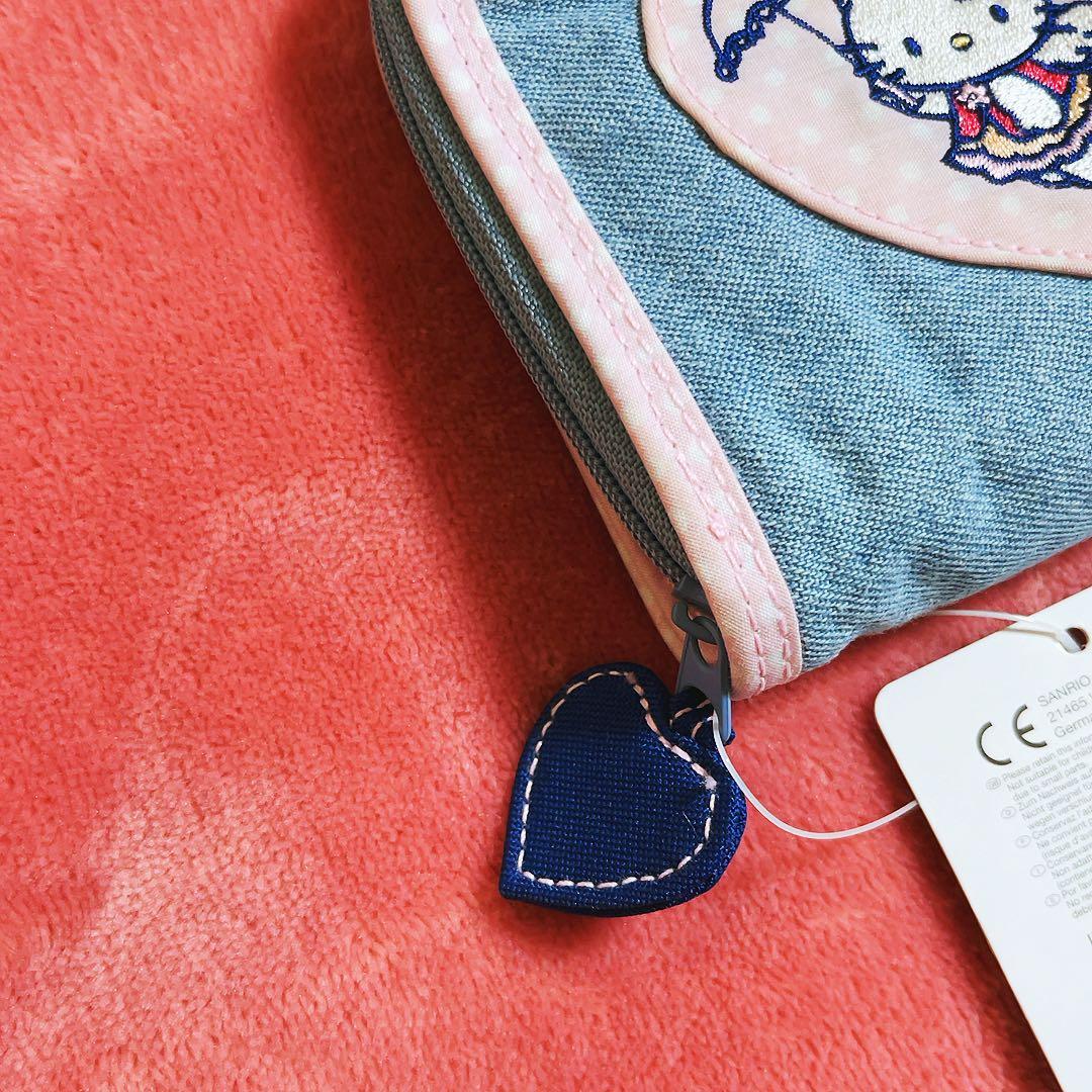 希少レア　ハローキティ　エンジェル　海外限定　ウォレット　2005年製 サンリオ