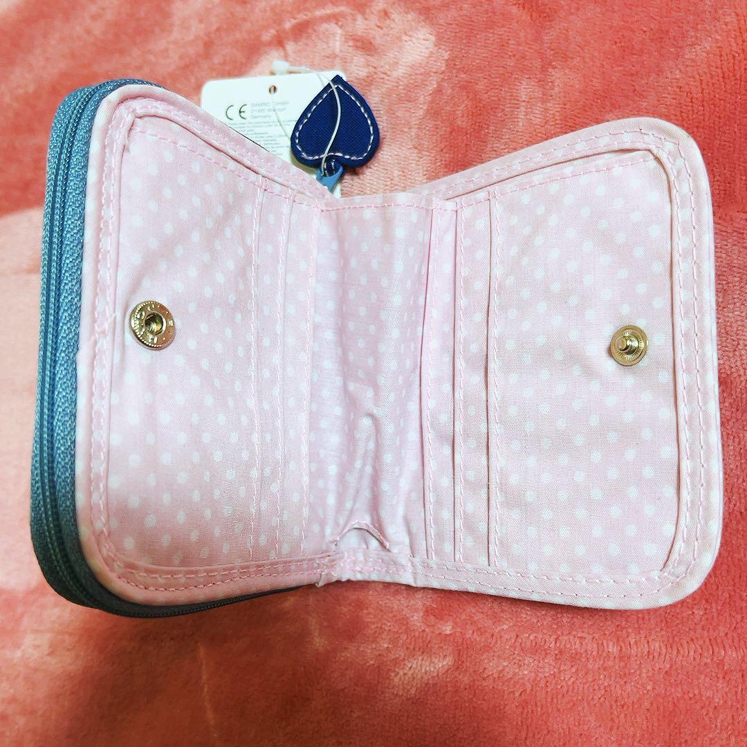 希少レア　ハローキティ　エンジェル　海外限定　ウォレット　2005年製 サンリオ