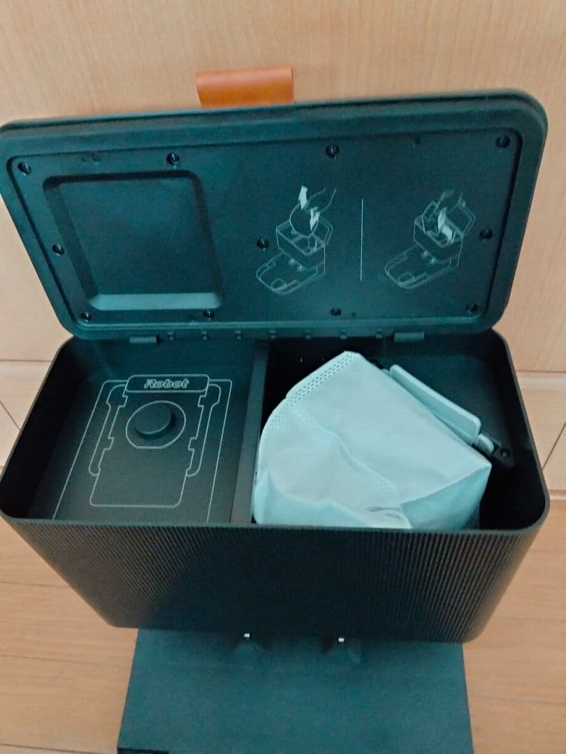 iRobot Roomba J7+ ロボット掃除機 本体