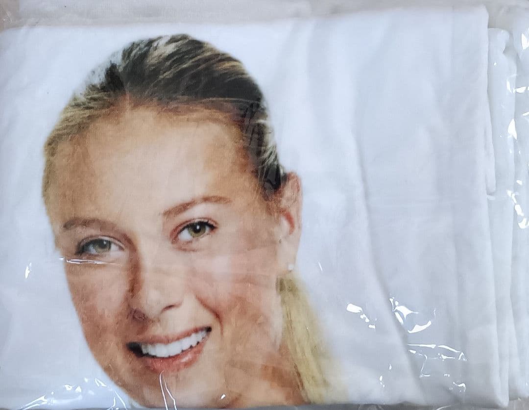 サイン入りタオル マリア・シャラポワ