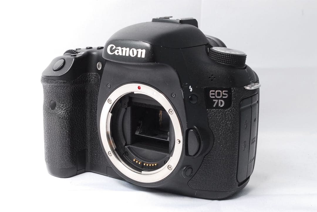 CFカードスマホ転送ケーブル付❤️Canon eos 7D❤️ハイアマチュアモデル❤️