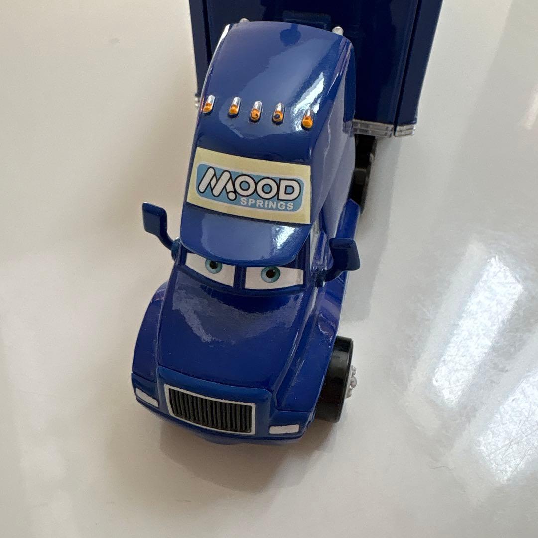 カーズ マテル社 ムードスプリングス ハウラー