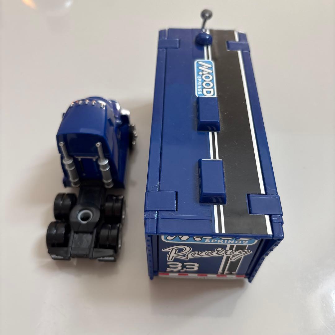 カーズ マテル社 ムードスプリングス ハウラー