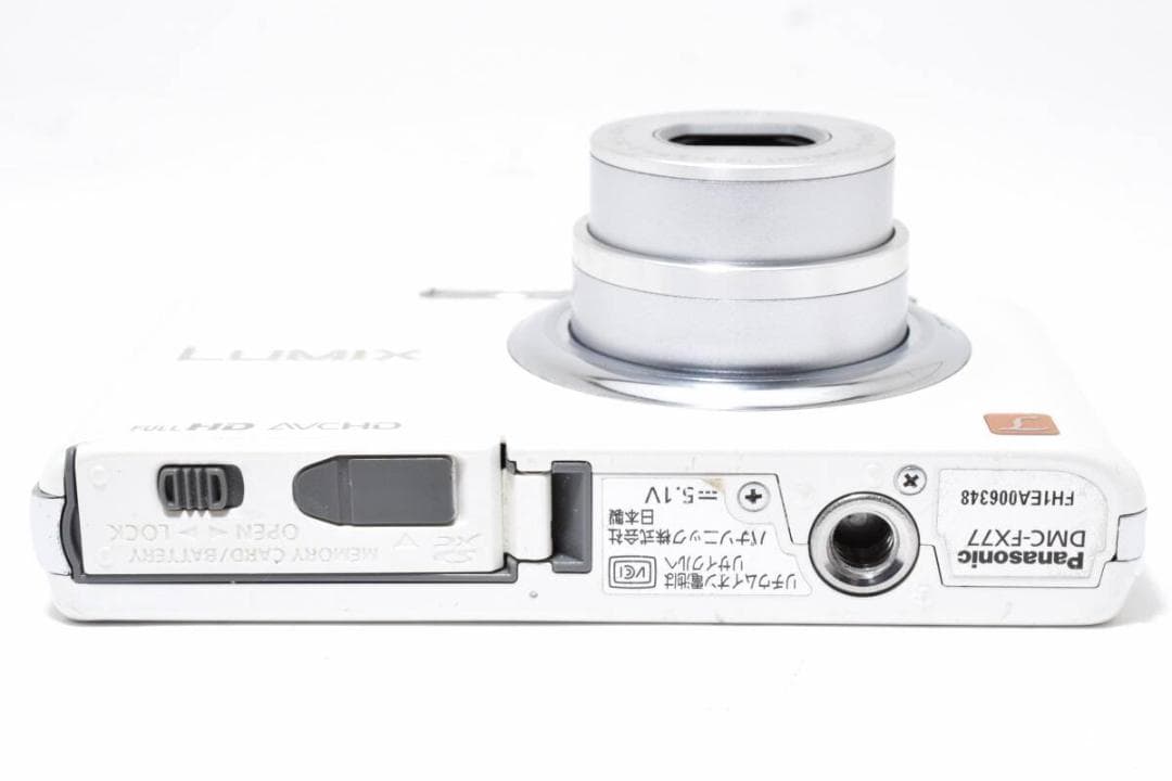 美品　Panasonic LUMIX DMC-FX77 ホワイト ＃A412