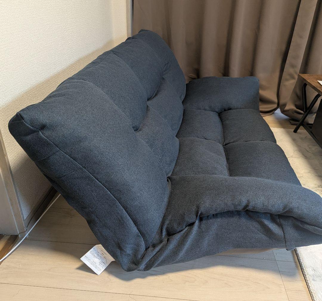 3月24日迄のお取り引き　美品　形が自在に変えられるコンパクトソファ