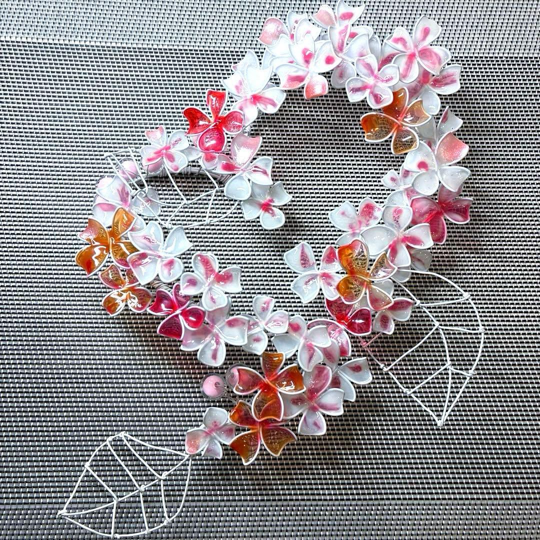 いちごミルク紫陽花リース　ディップアート　ワイヤークラフト　壁飾り　アート