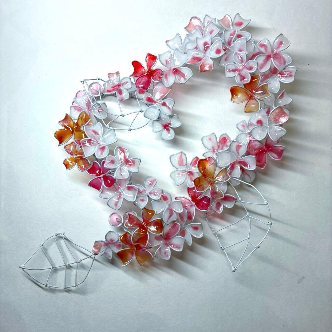 いちごミルク紫陽花リース　ディップアート　ワイヤークラフト　壁飾り　アート