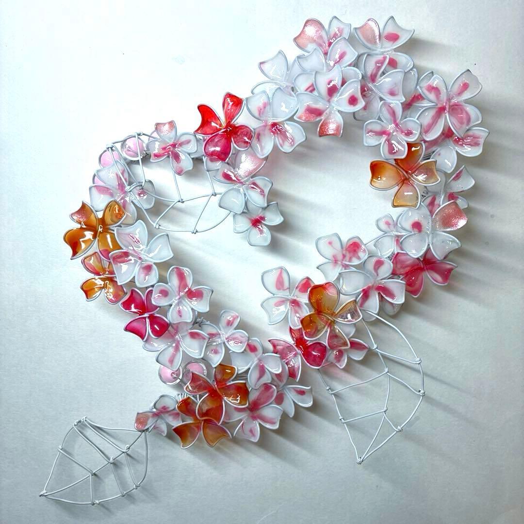 いちごミルク紫陽花リース　ディップアート　ワイヤークラフト　壁飾り　アート