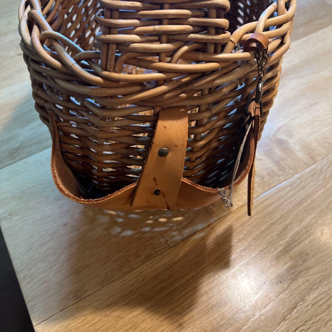 籐とレザーのかごバッグ　一点物　手編み