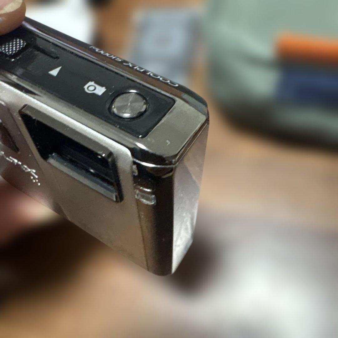美品Nikon ニコンCOOLPIX S1000pj コンパクトデジタルカメラ