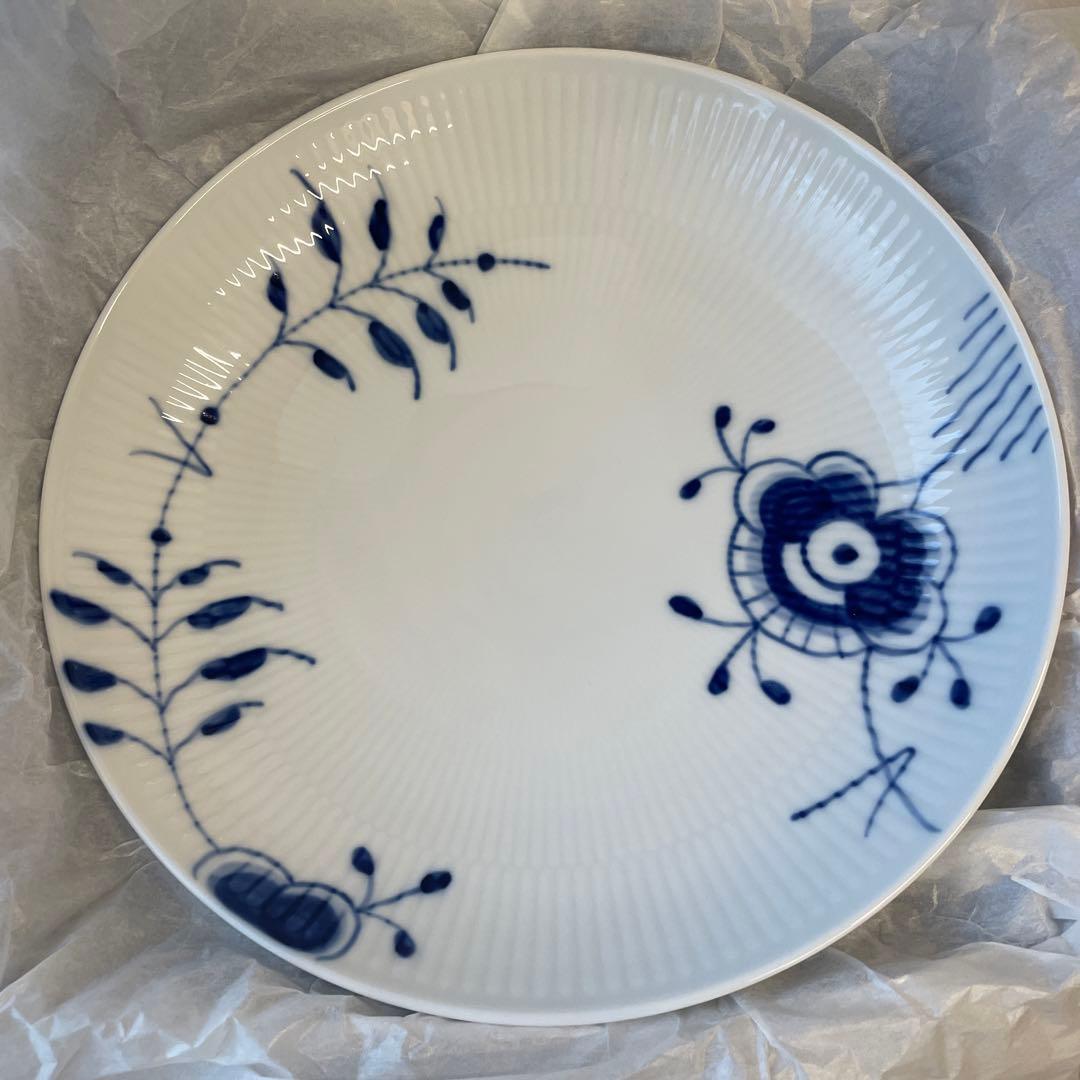 新品未使用　  ブルーフルーテッド　皿 25センチ