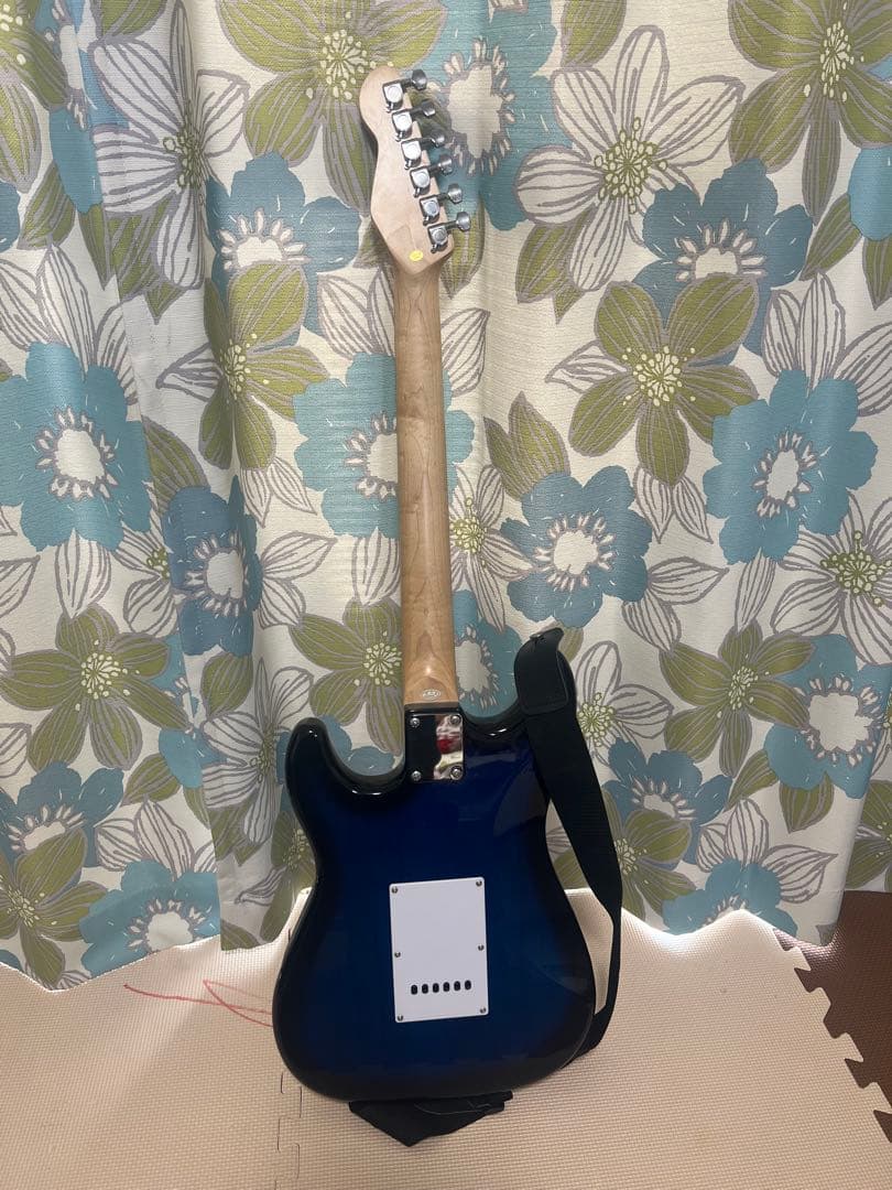 SELDER ストラトキャスターエレキギター　ダークブルー