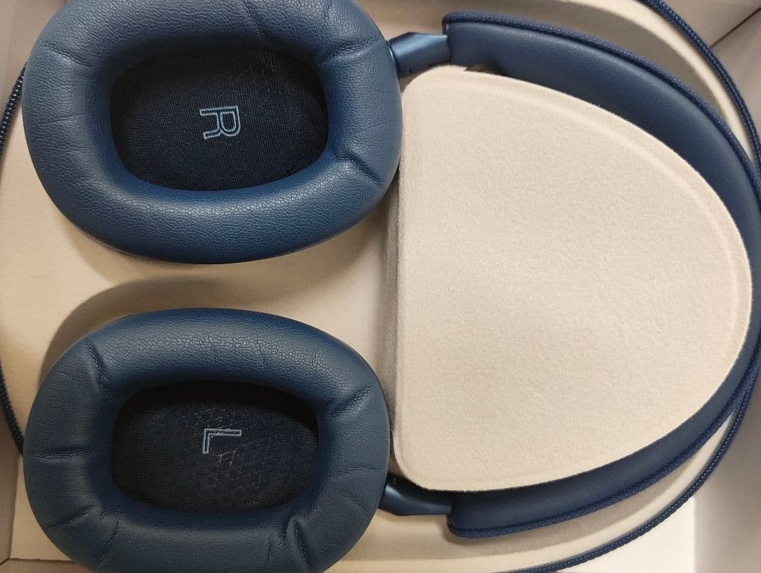 美品　Bowers & Wilkins px7s2e ワイヤレスヘッドホン