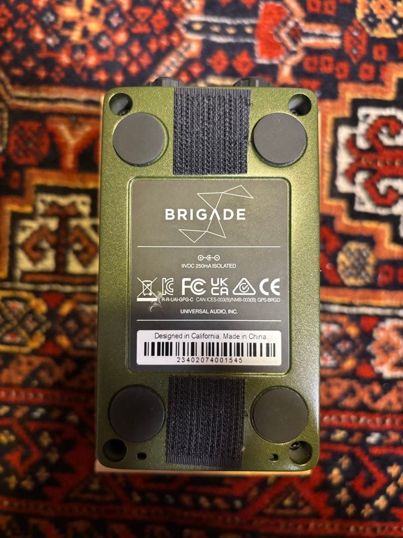 ギター BRIGADE UAFX CHORUS & VIBRATO