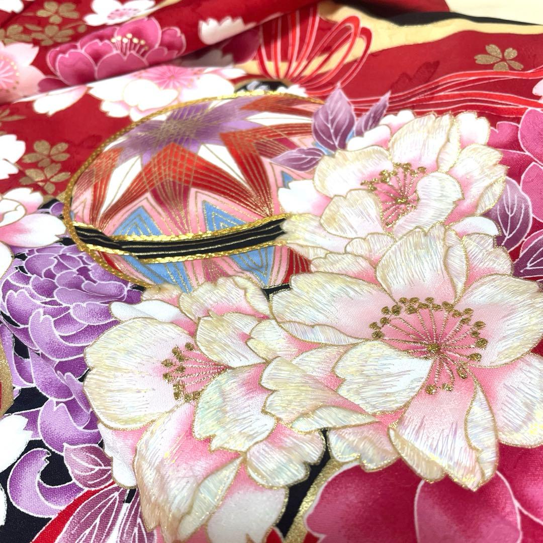 □七五三　女児振り袖着物　桜吹雪　手毬　金駒刺繍　襦袢半衿重ね衿付