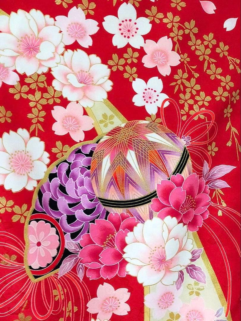 □七五三　女児振り袖着物　桜吹雪　手毬　金駒刺繍　襦袢半衿重ね衿付
