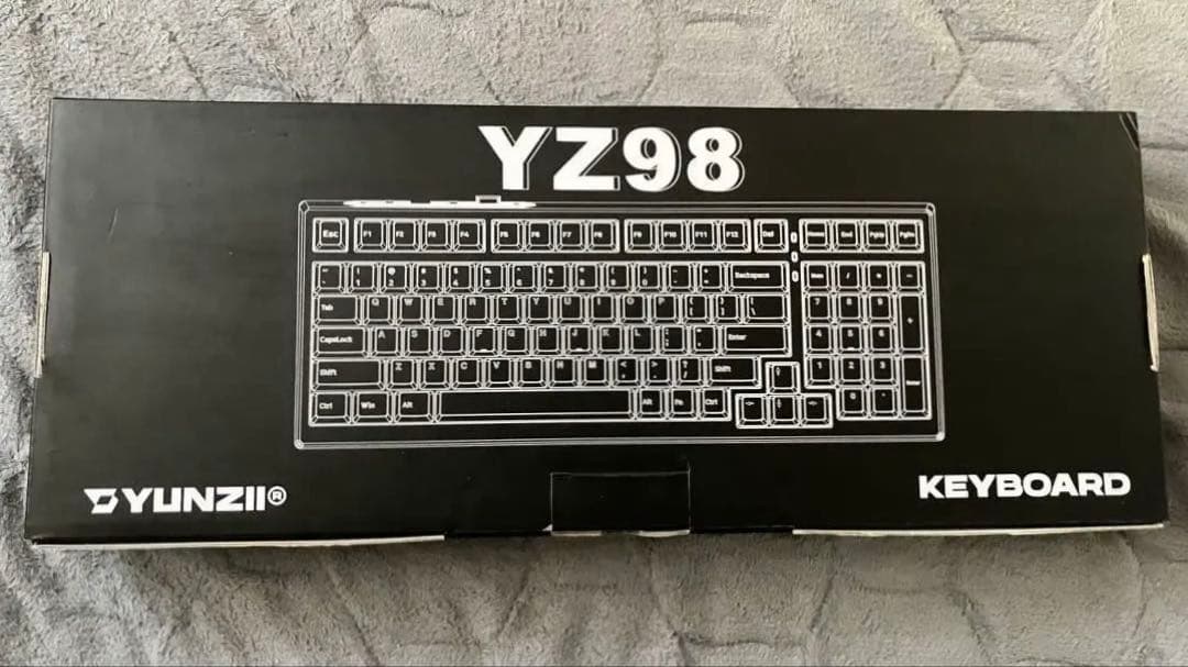 【ほぼ新品】YUNZII YZ98 メカニカルキーボード本体 備品完備