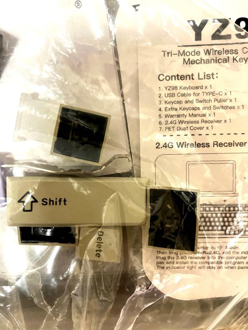 【ほぼ新品】YUNZII YZ98 メカニカルキーボード本体 備品完備