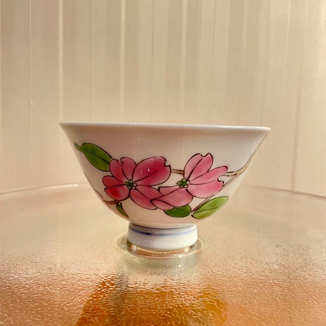 ✨極美品✨名窯 泰山 ~ 花水木柄 有田焼 高級 茶碗 ~