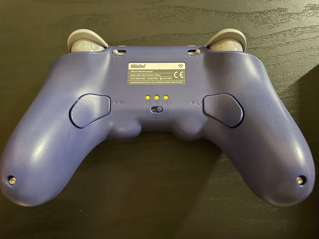 PC用ゲームコントローラー・コンバーター 8bitdo pro3