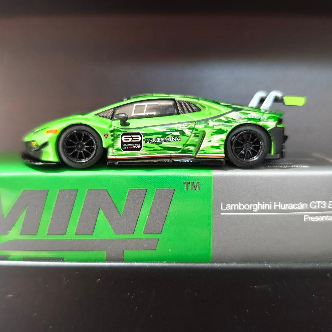 MINI GT ランボルギーニ ウラカン GT3 EVO プレゼンテーション 左