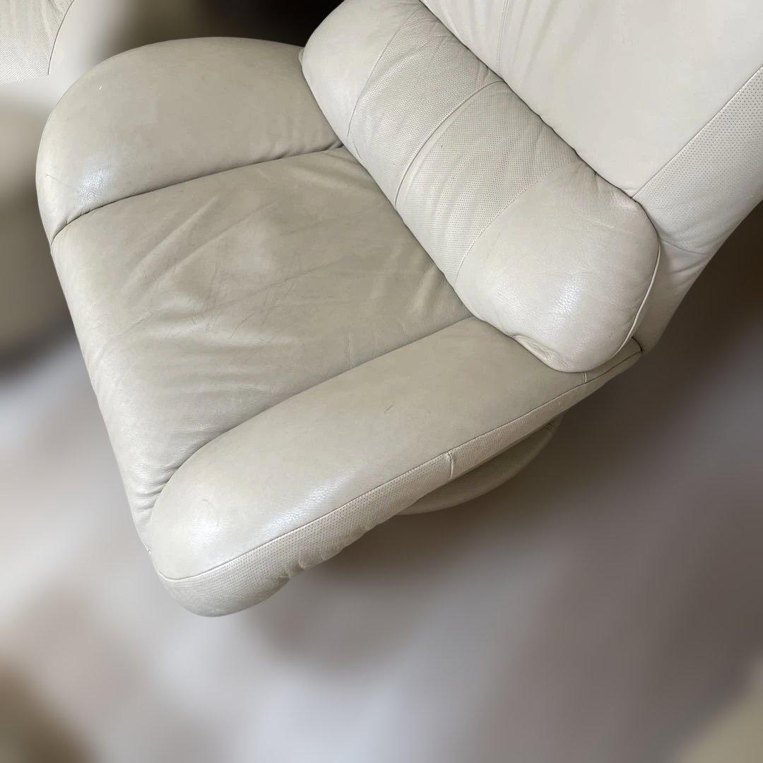 カリモク　ホワイトレザーソファー　1人掛け