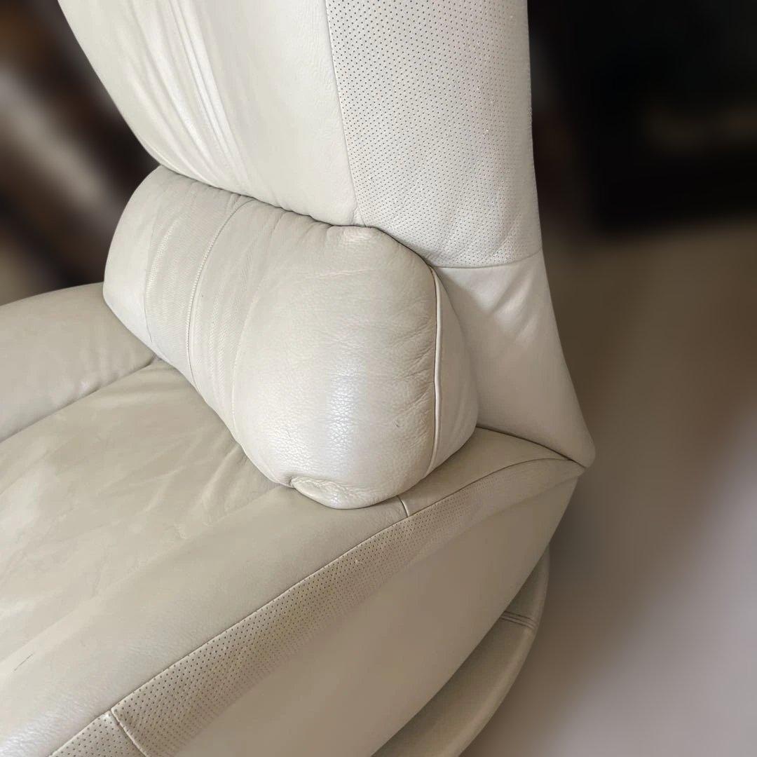 カリモク　ホワイトレザーソファー　1人掛け