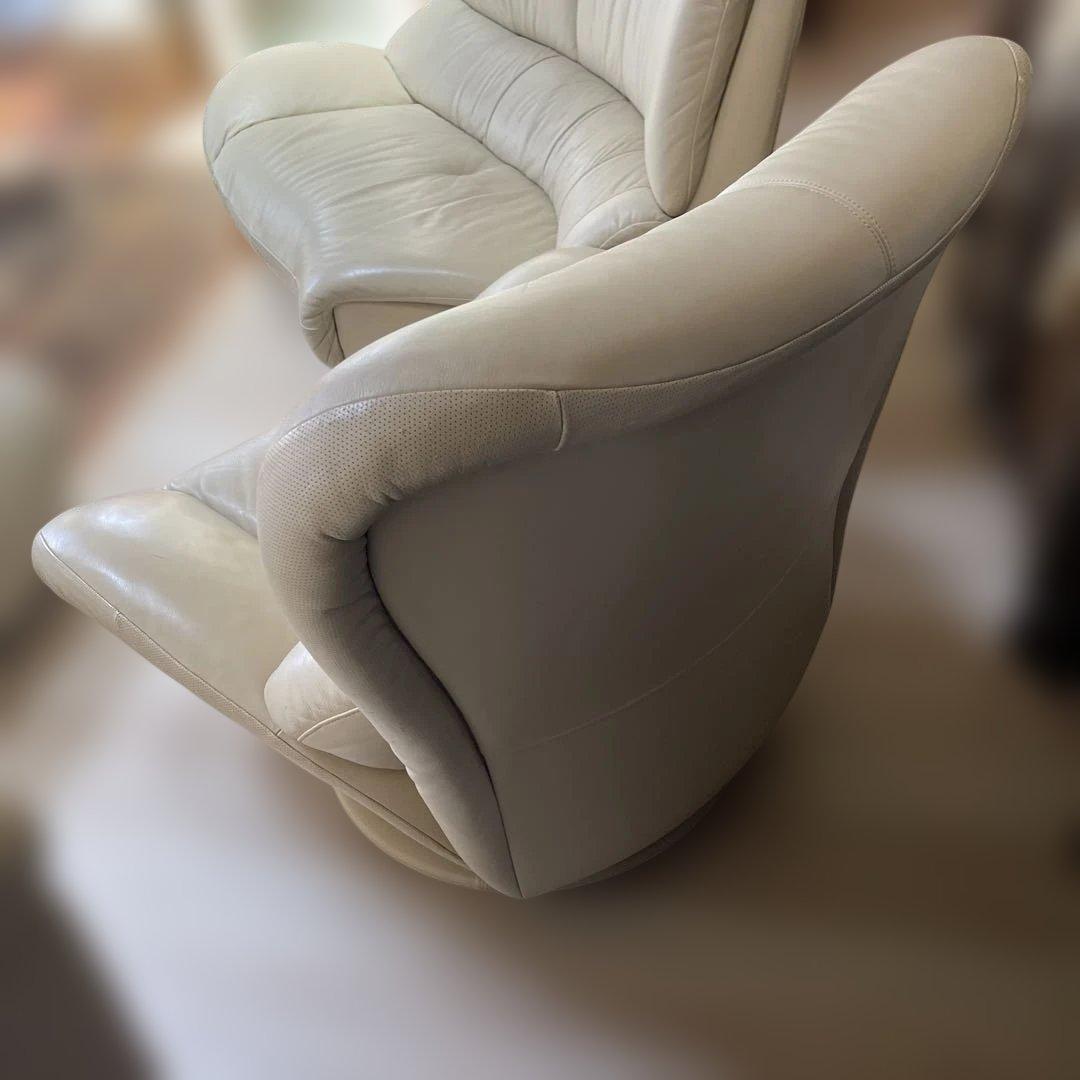 カリモク　ホワイトレザーソファー　1人掛け