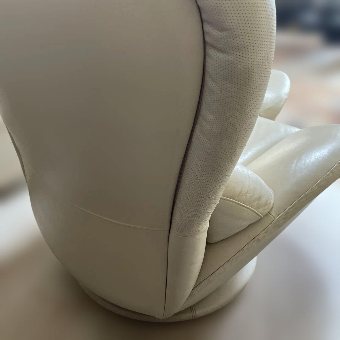 カリモク　ホワイトレザーソファー　1人掛け