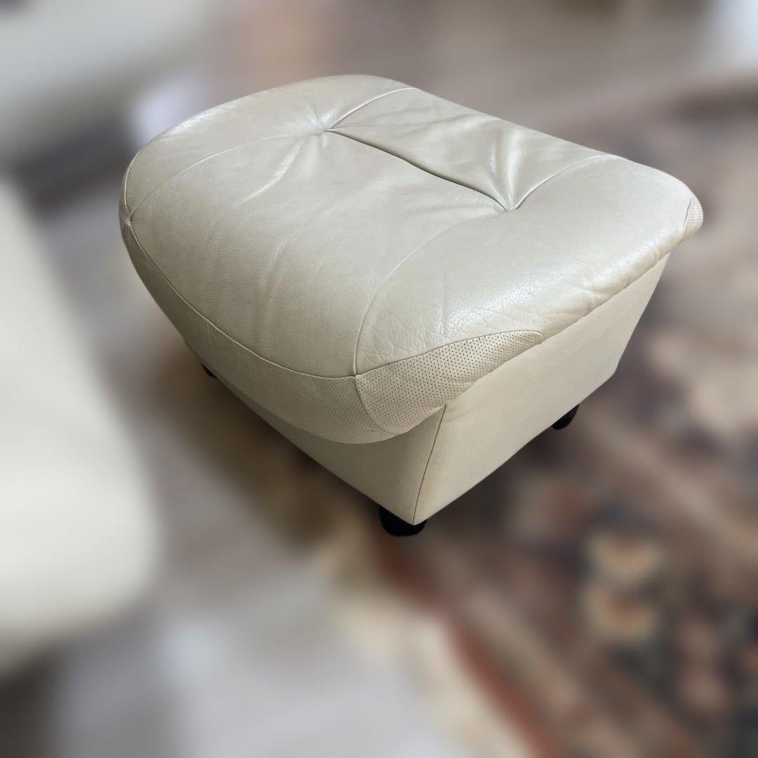 カリモク　ホワイトレザーソファー　1人掛け