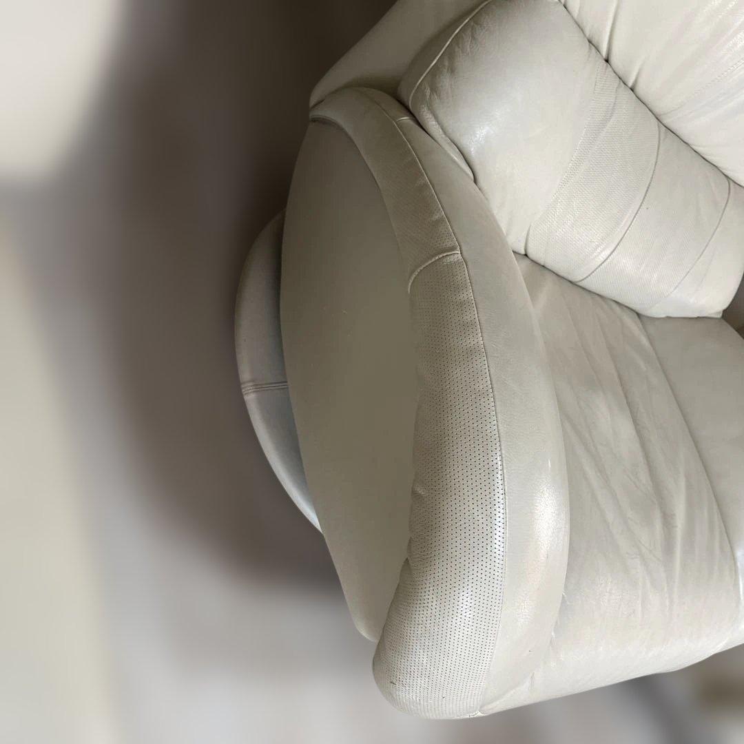 カリモク　ホワイトレザーソファー　1人掛け