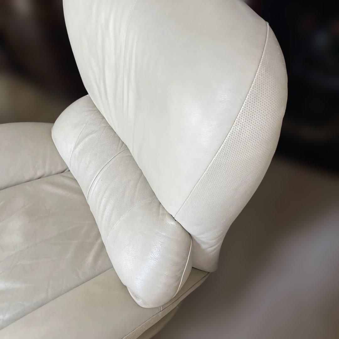 カリモク　ホワイトレザーソファー　1人掛け