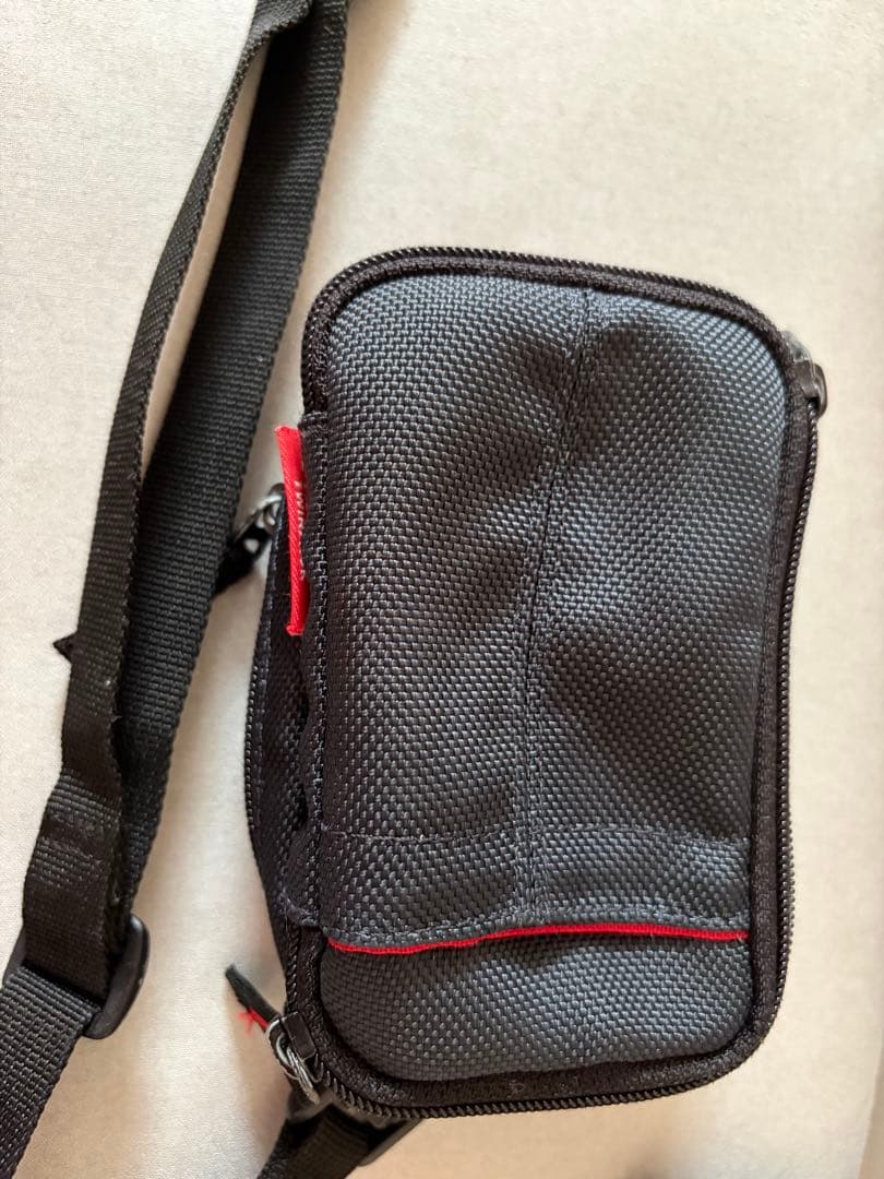 CASIO EXILIM ブルーデジタルカメラ　ケース、バッテリー、sdカード付