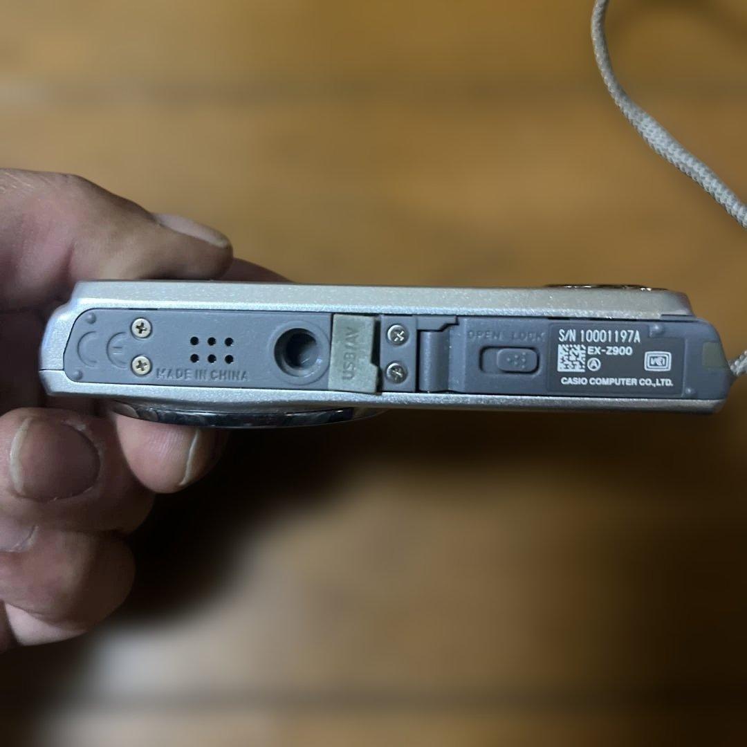CASIO EX-Z900 シルバー