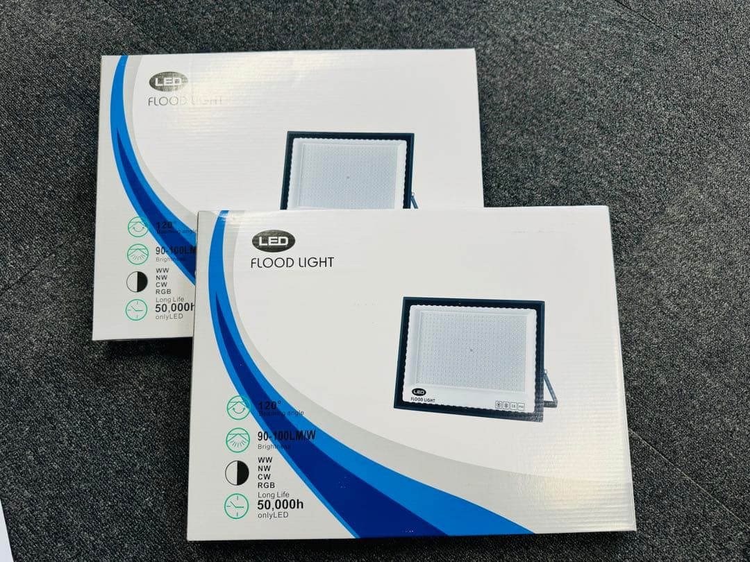 超高光度 LED400W 2個昼光色6000K 44000LM IP65