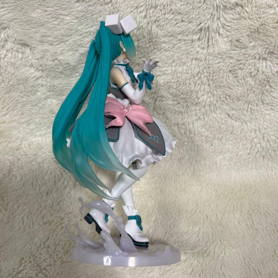★初音ミクスケールフィギュア〜Melty Sugar ver.〜タイトーくじB賞