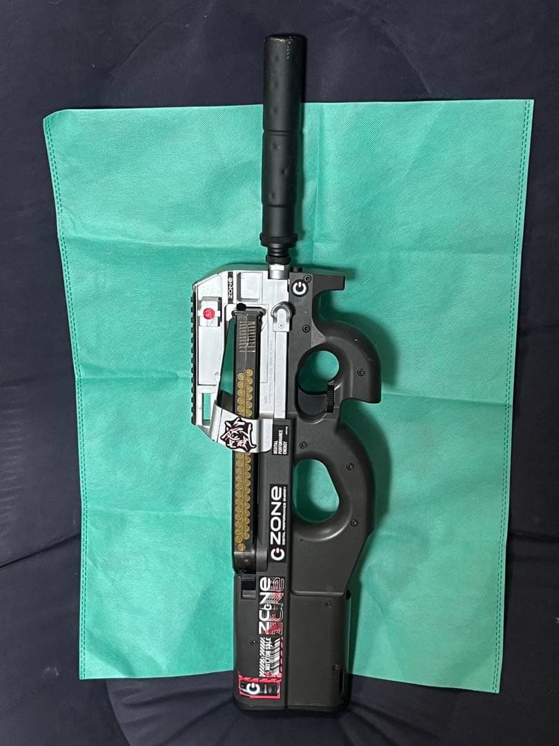 【東京マルイ】P90tr(ステッカー・ペイント有) マガジンなど【おまけ付き】