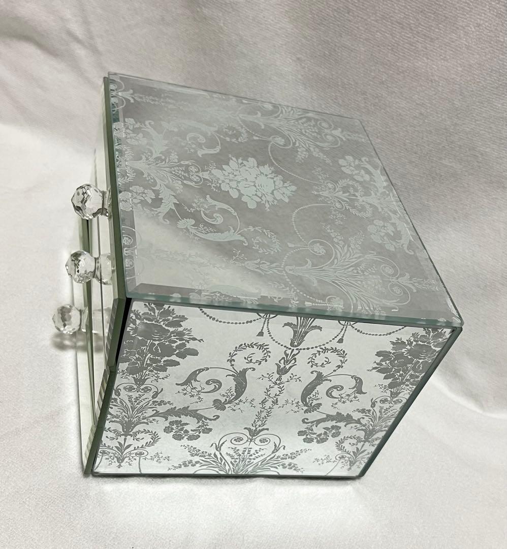 ローラアシュレイ ジュエリーボックス