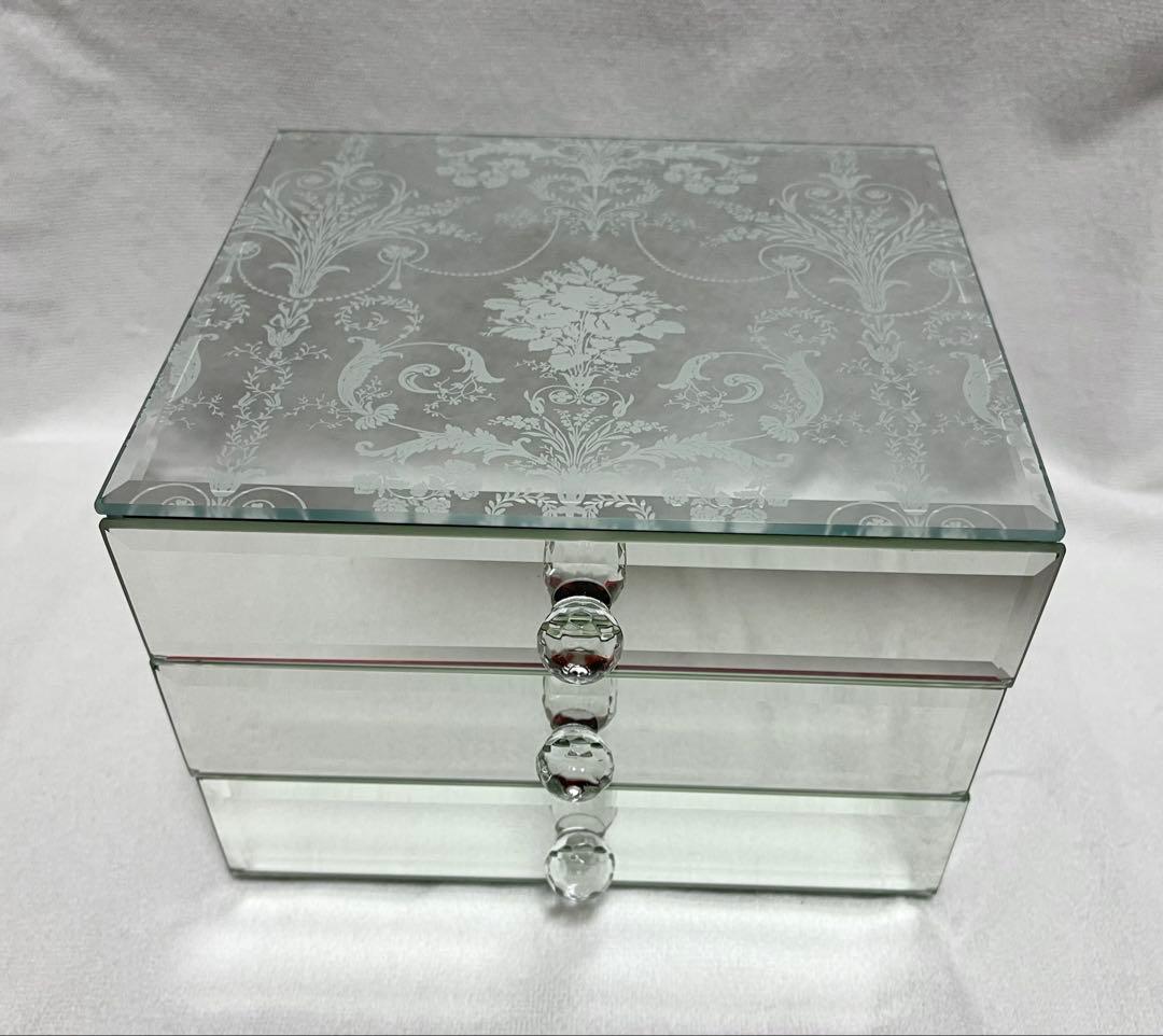 ローラアシュレイ ジュエリーボックス