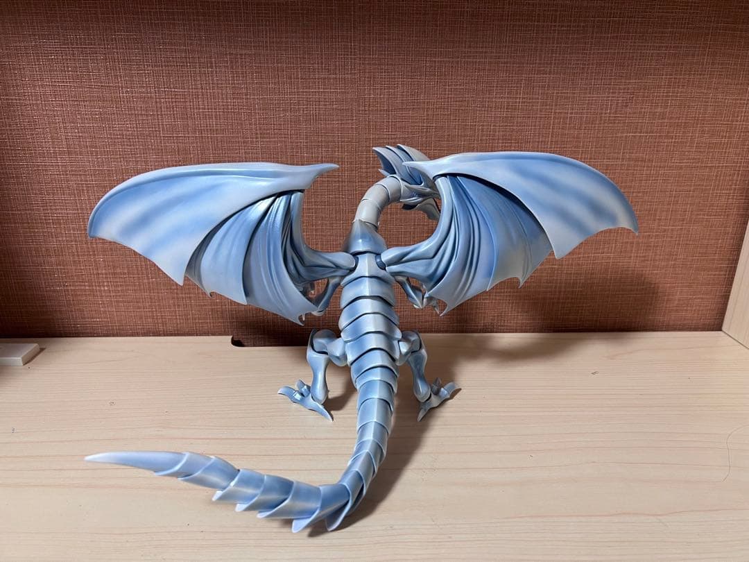 訳アリ　S.H.MonsterArts 青眼の白龍