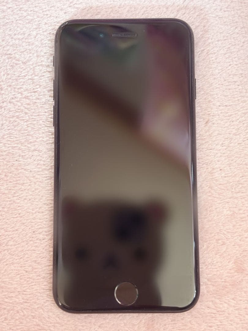 Apple iPhone SE（第2世代）ブラック