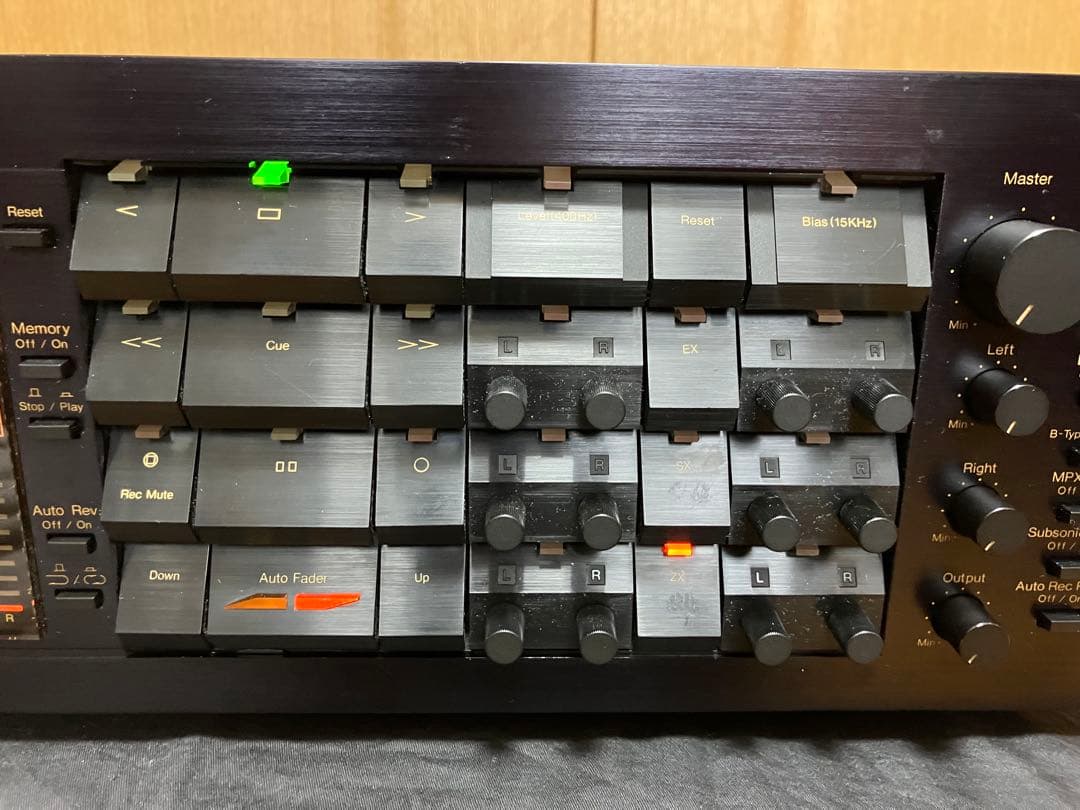 e*e様 【美品】ナカミチドラゴン