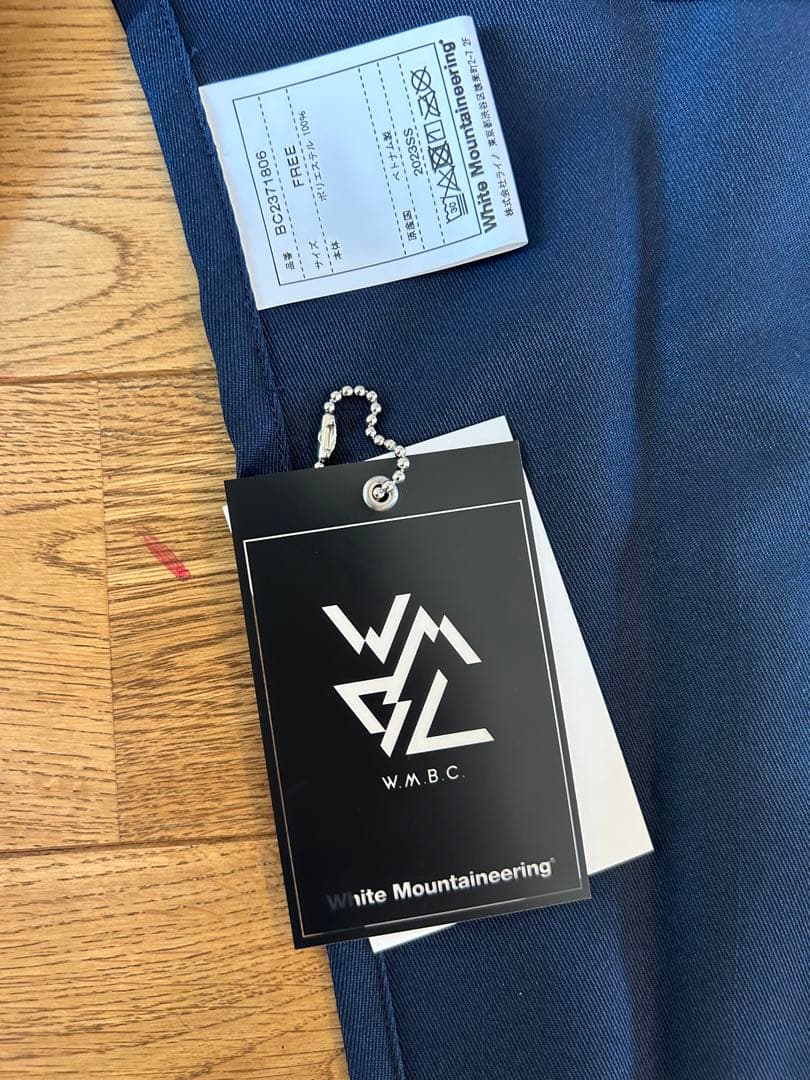 ホワイトマウンテニアリング④　 W.M.B.C エプロン ネイビー